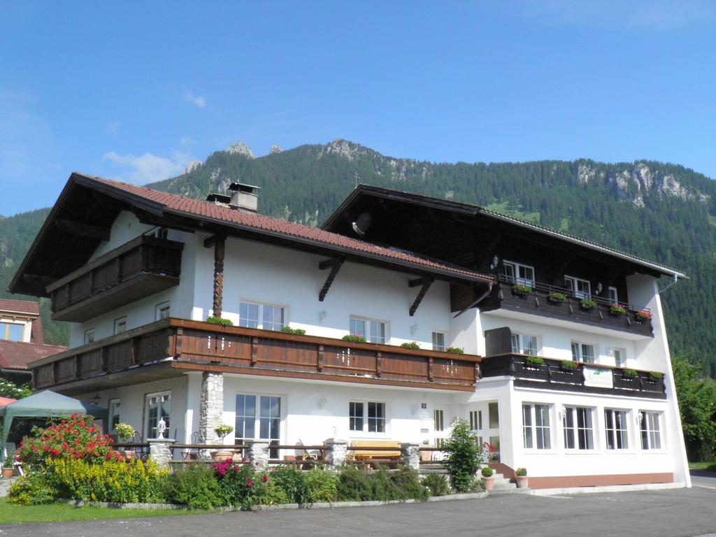 Alpenhof Waengle Aparthotel Reutte Bagian luar foto