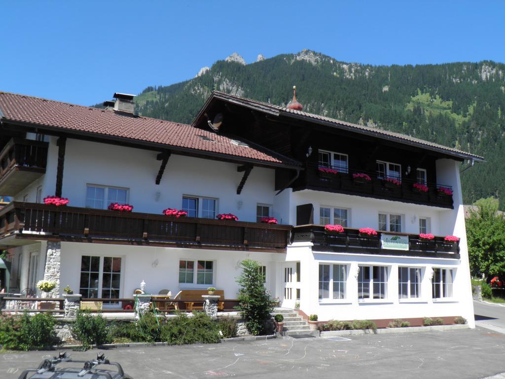 Alpenhof Waengle Aparthotel Reutte Bagian luar foto