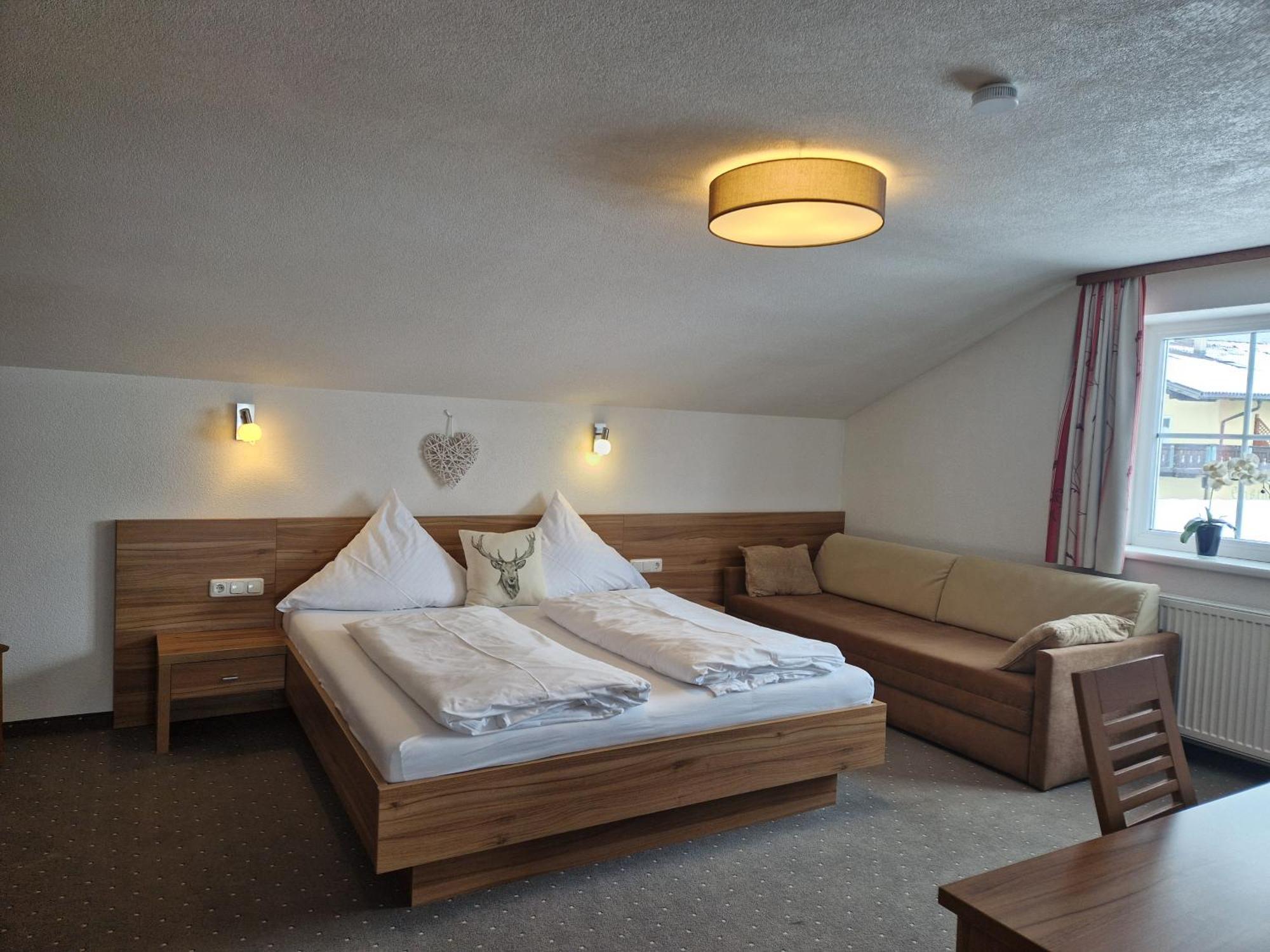 Alpenhof Waengle Aparthotel Reutte Bagian luar foto